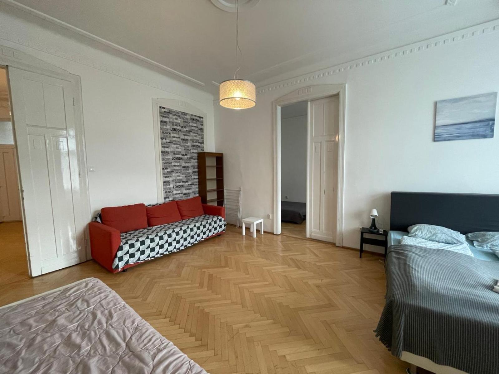 White Pearl Rooms Near Gozsdu Βουδαπέστη Εξωτερικό φωτογραφία